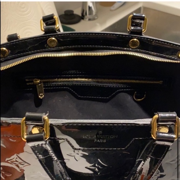 Black LV - Picture 4 of 6